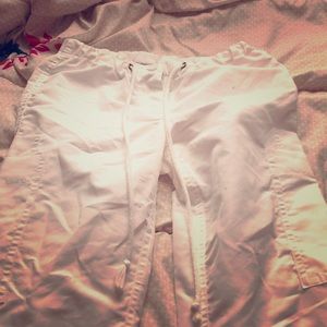 White sweats thin